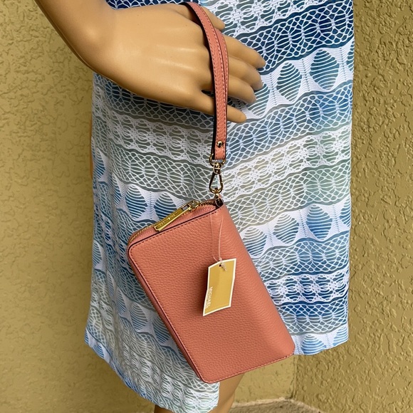 Michael Kors Large Flat MF Phone Case Leather Wallet in Sunset Rose - Picture 7 of 16